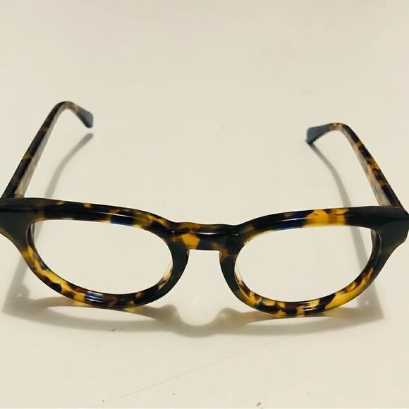 Triwa Ernest Tortoise Unisex Sunglasses - Picture 1 of 11